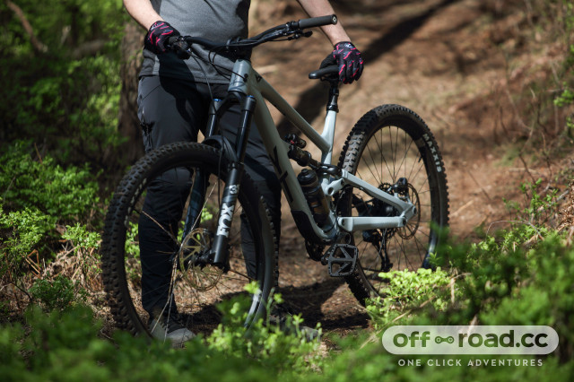 Yt capra best sale for trail riding